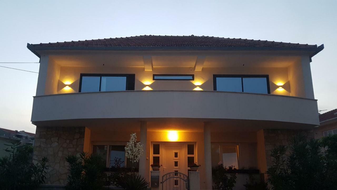 Holiday Home Velebit Nin Exterior photo